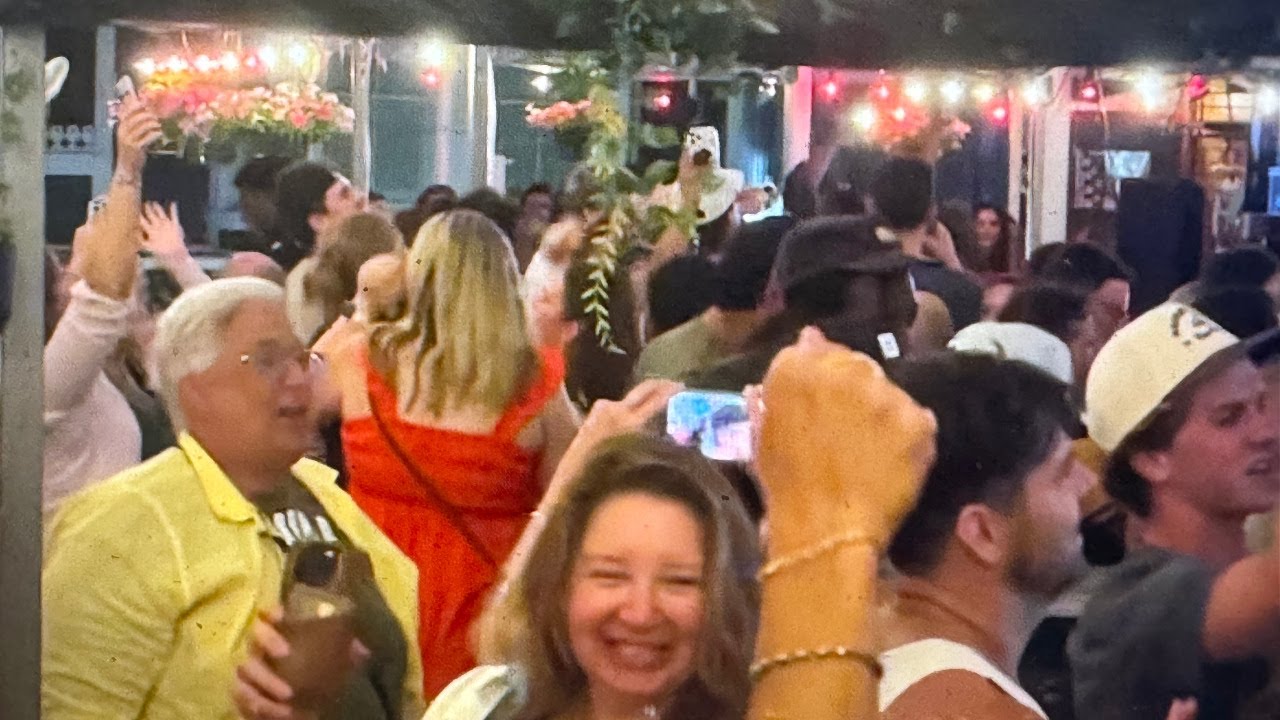 NY KNICKS WIN, SAKI RESTAURANT IN PROVINCETOWN MA CELEBRATES WITH OWNER STEVEN SCHNITZER NY KNICKS WIN, SAKI RESTAURANT IN PROVINCETOWN MA CELEBRATES WITH OWNER STEVEN SCHNITZER