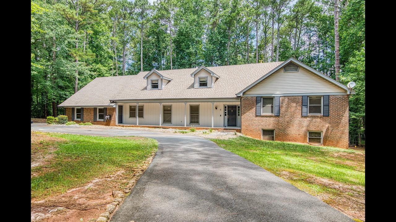 121 Stearman Rd., Fayetteville, GA | 5,300+ Sq Ft, 1.9 Acres & Endless Potential