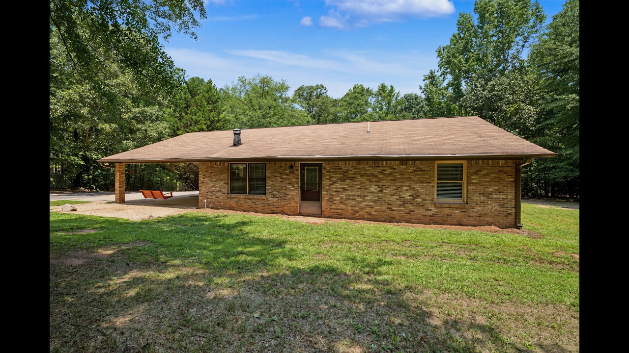 241 Busbin Road, Fayetteville Georgia