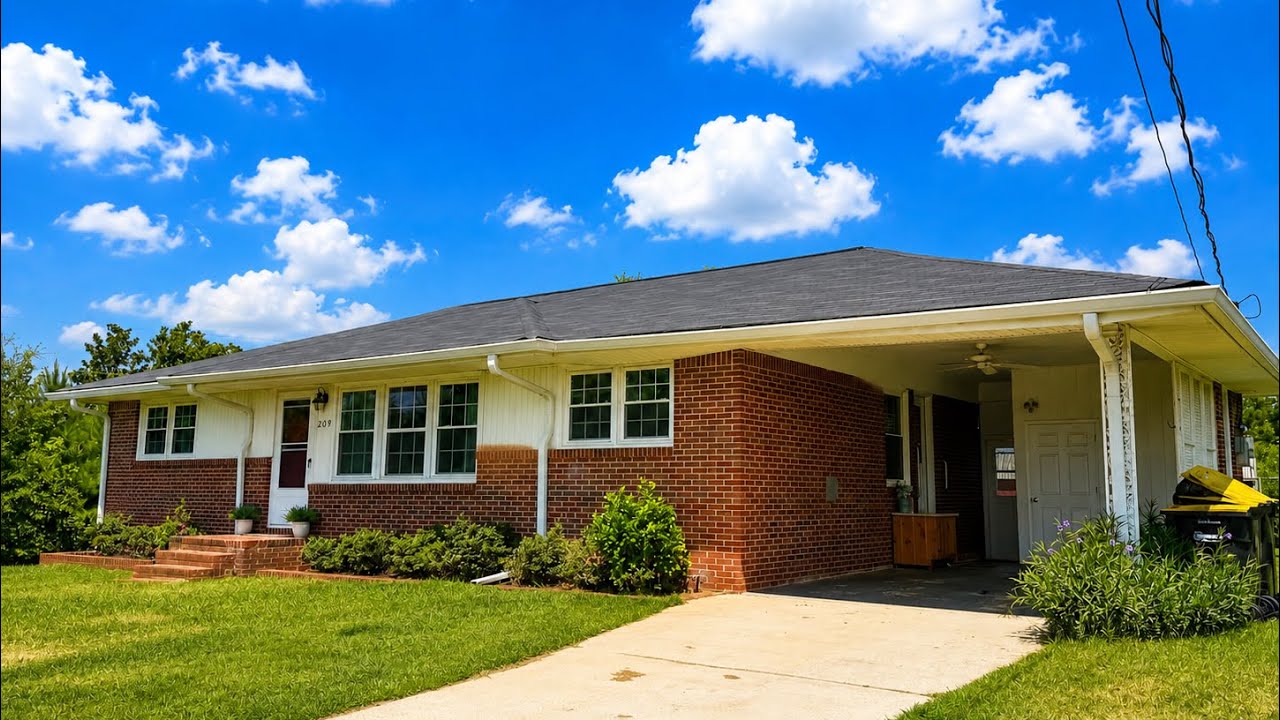 Charming 209 LaGrange st, Newnan, GA 30263 Charming 209 LaGrange st, Newnan, GA 30263